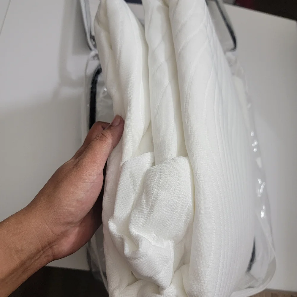 Full Size 100% Waterproof Mattress Pad, 3D Air Fiber Fabric Mattress Protector,